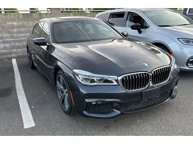 SEMINUEVOS BMW 7 Series at ELK GROVE in Elk Grove Buick GMC
