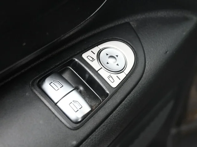 SEMINUEVOS MERCEDES-BENZ Metris a Estados en autogozo