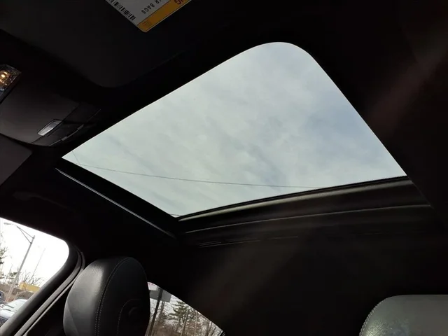 SEMINUEVOS MERCEDES-BENZ GLC a Vauxhall en Maplecrest Ford Lincoln of Union