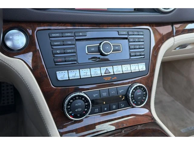 SEMINUEVOS MERCEDES-BENZ SL-Class at ELK GROVE in Elk Grove Buick GMC