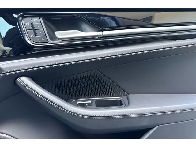 SEMINUEVOS PORSCHE Panamera at ELK GROVE in Elk Grove Buick GMC