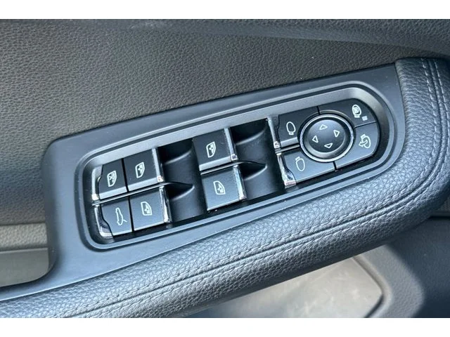 SEMINUEVOS PORSCHE Macan at ELK GROVE in Elk Grove Buick GMC
