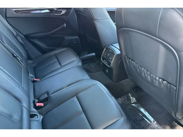 SEMINUEVOS PORSCHE Macan at ELK GROVE in Elk Grove Buick GMC