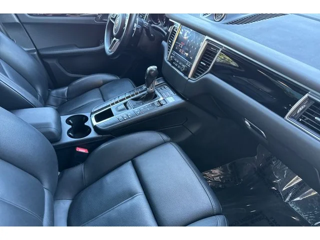 SEMINUEVOS PORSCHE Macan at ELK GROVE in Elk Grove Buick GMC