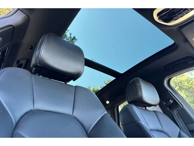 SEMINUEVOS PORSCHE Macan at ELK GROVE in Elk Grove Buick GMC