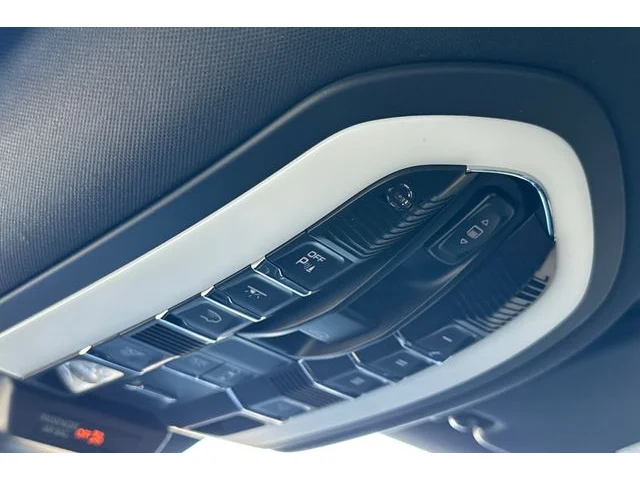 SEMINUEVOS PORSCHE Macan at ELK GROVE in Elk Grove Buick GMC
