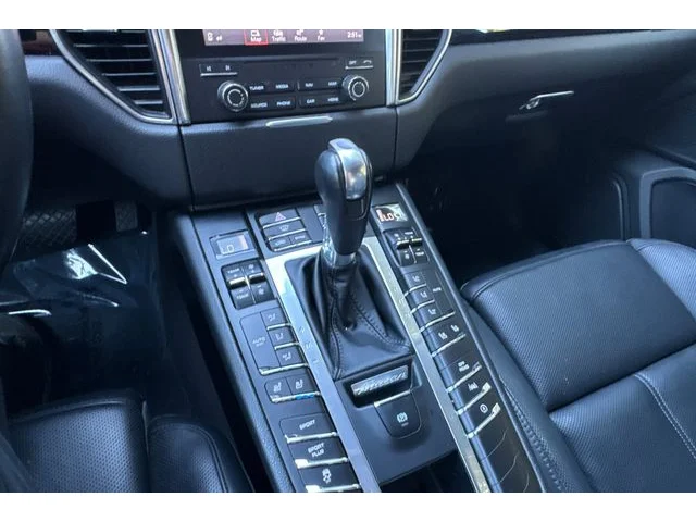 SEMINUEVOS PORSCHE Macan at ELK GROVE in Elk Grove Buick GMC