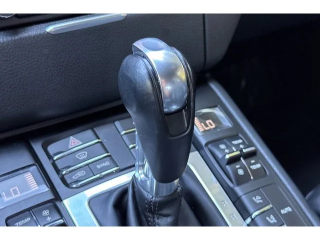 SEMINUEVOS PORSCHE Macan at ELK GROVE in Elk Grove Buick GMC