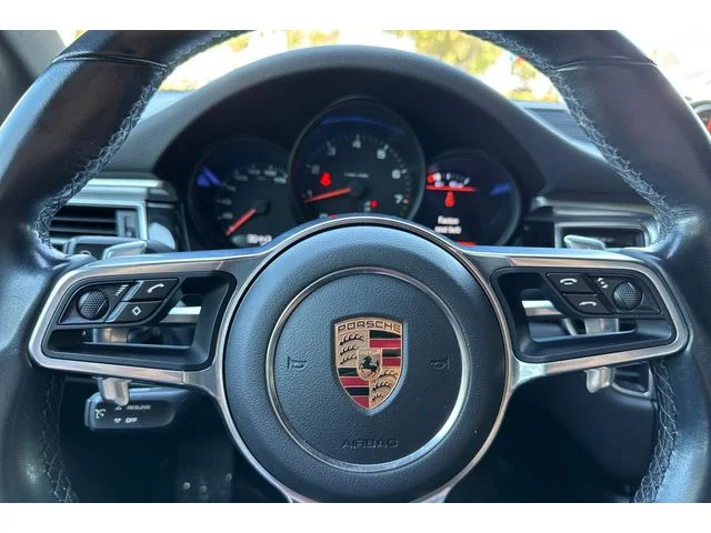 SEMINUEVOS PORSCHE Macan at ELK GROVE in Elk Grove Buick GMC
