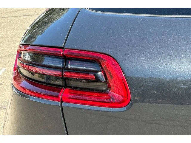 SEMINUEVOS PORSCHE Macan at ELK GROVE in Elk Grove Buick GMC