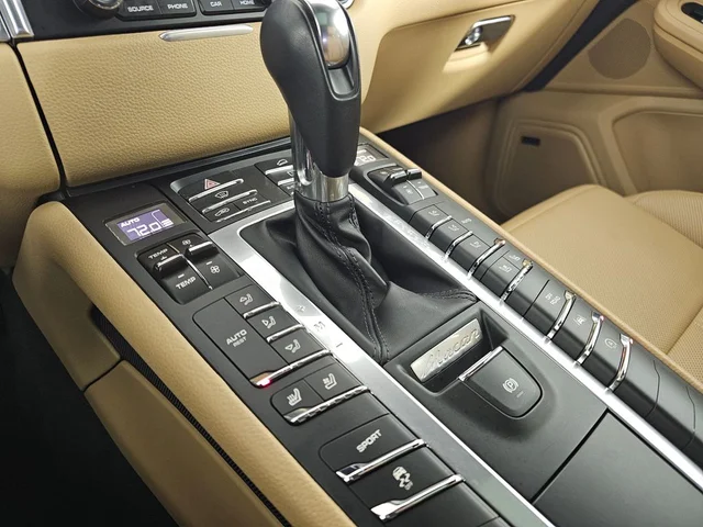 SEMINUEVOS PORSCHE Macan a Estados en autogozo