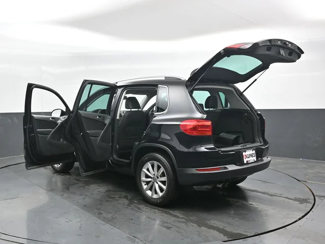 SEMINUEVOS VOLKSWAGEN Tiguan a Estados en autogozo