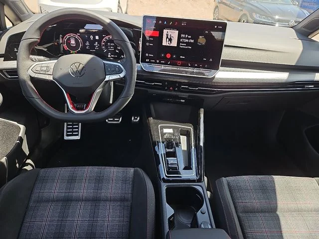 Nuevos VOLKSWAGEN GOLF GTI à Estados chez autogozo