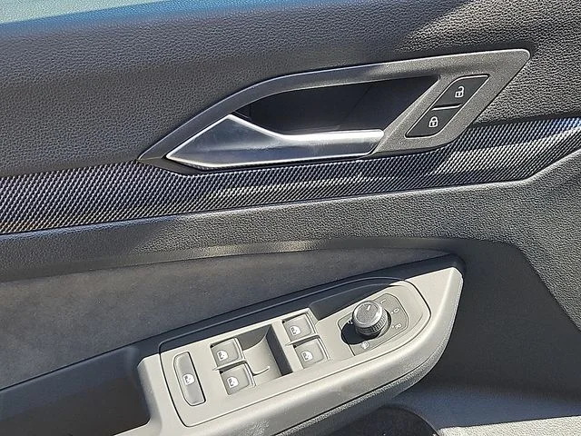 Nuevos VOLKSWAGEN GOLF GTI à Estados chez autogozo