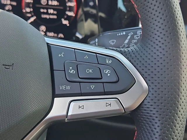 Nuevos VOLKSWAGEN GOLF GTI à Estados chez autogozo