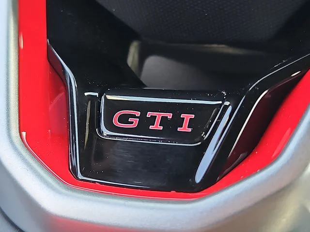 Nuevos VOLKSWAGEN GOLF GTI à Estados chez autogozo