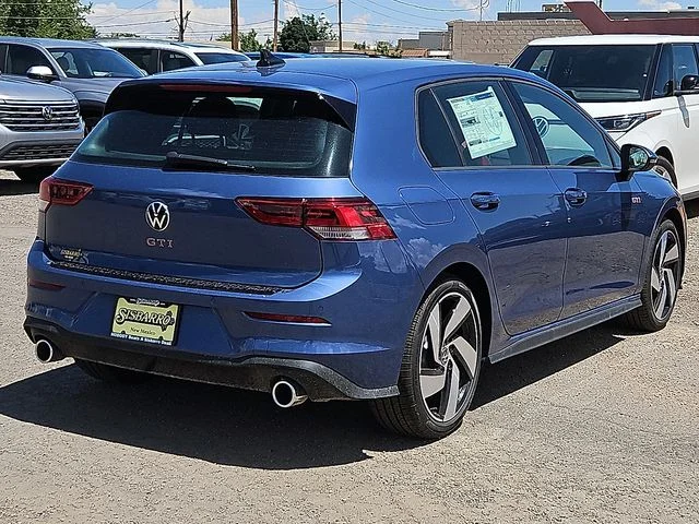 Nuevos VOLKSWAGEN GOLF GTI à Estados chez autogozo