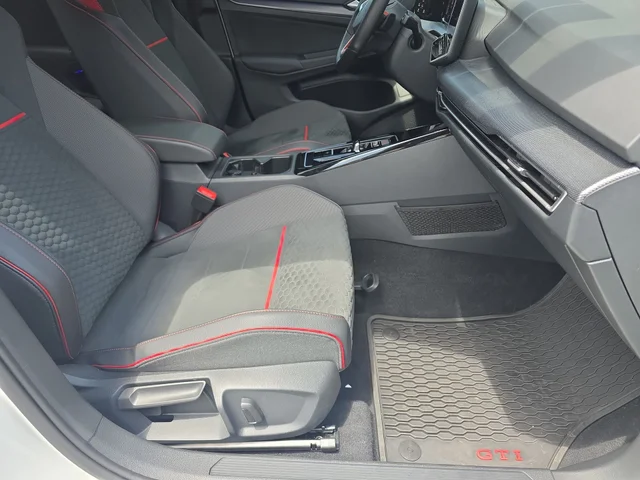 SEMINUEVOS VOLKSWAGEN Golf GTI a Estados en autogozo