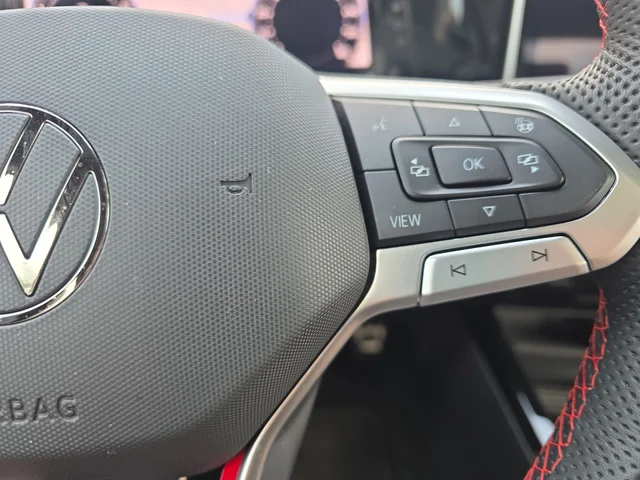 SEMINUEVOS VOLKSWAGEN Golf GTI a Estados en autogozo