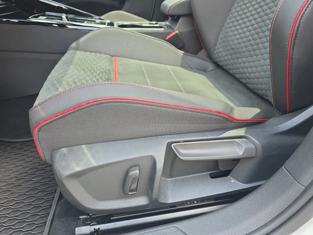 SEMINUEVOS VOLKSWAGEN Golf GTI a Estados en autogozo