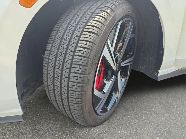 SEMINUEVOS VOLKSWAGEN Golf GTI a Estados en autogozo