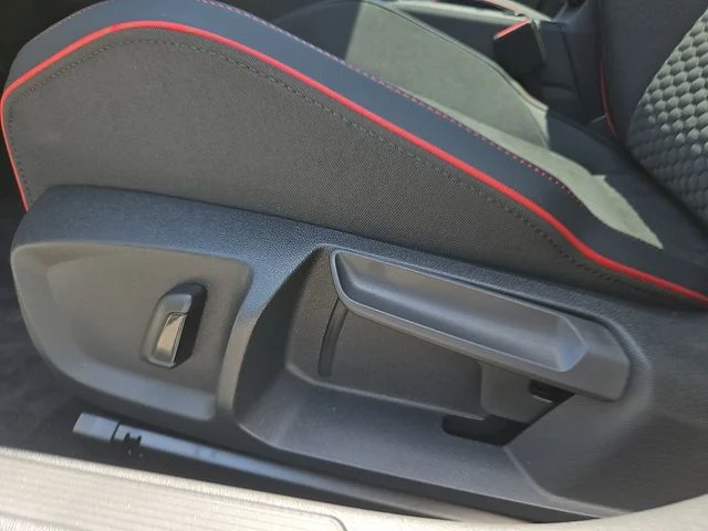 Nuevos VOLKSWAGEN GOLF GTI à Estados chez autogozo