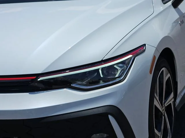 Nuevos VOLKSWAGEN GOLF GTI à Estados chez autogozo