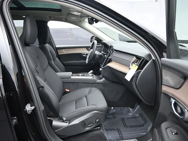 Nuevos VOLVO XC90 à Estados chez autogozo