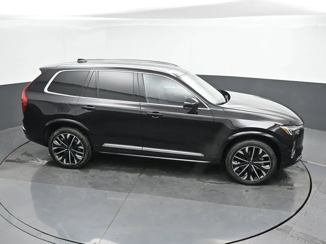 Nuevos VOLVO XC90 à Estados chez autogozo