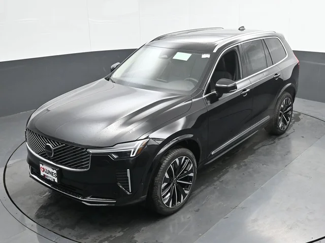 Nuevos VOLVO XC90 à Estados chez autogozo