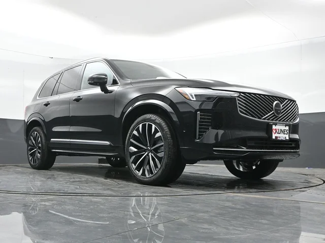 Nuevos VOLVO XC90 à Estados chez autogozo