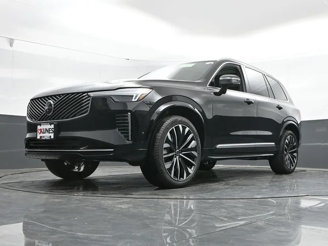 Nuevos VOLVO XC90 à Estados chez autogozo