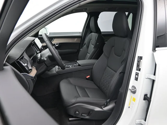 Nuevos VOLVO XC90 à Estados chez autogozo