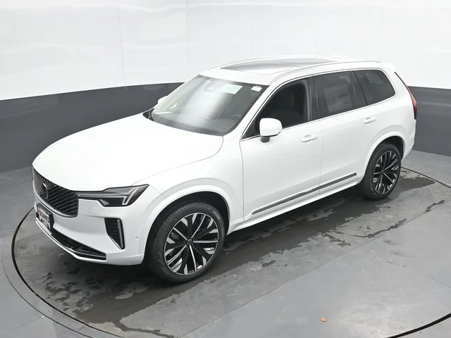 Nuevos VOLVO XC90 à Estados chez autogozo