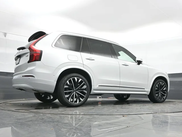 Nuevos VOLVO XC90 à Estados chez autogozo