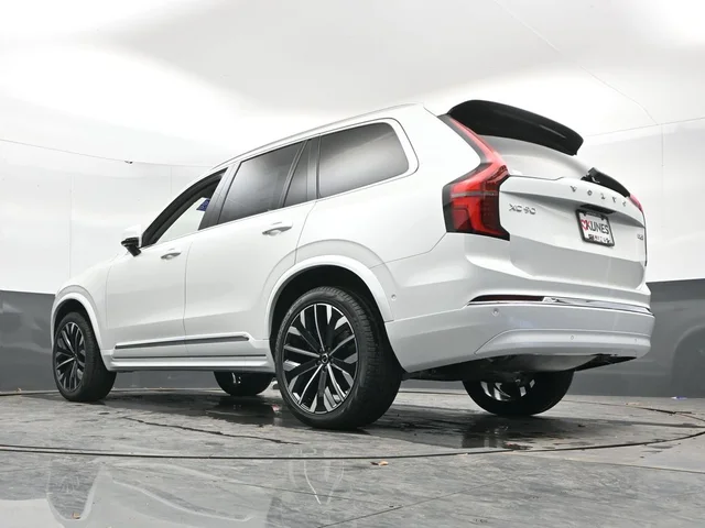 Nuevos VOLVO XC90 à Estados chez autogozo