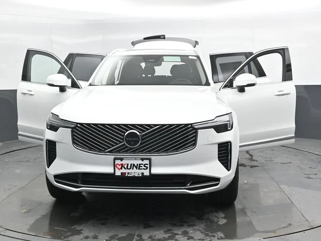 Nuevos VOLVO XC90 à Estados chez autogozo