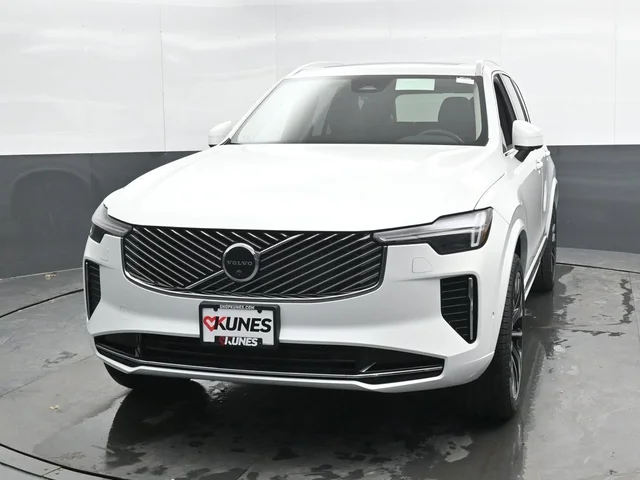 Nuevos VOLVO XC90 à Estados chez autogozo
