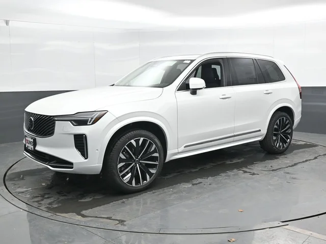 Nuevos VOLVO XC90 à Estados chez autogozo