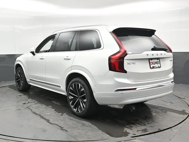 Nuevos VOLVO XC90 à Estados chez autogozo