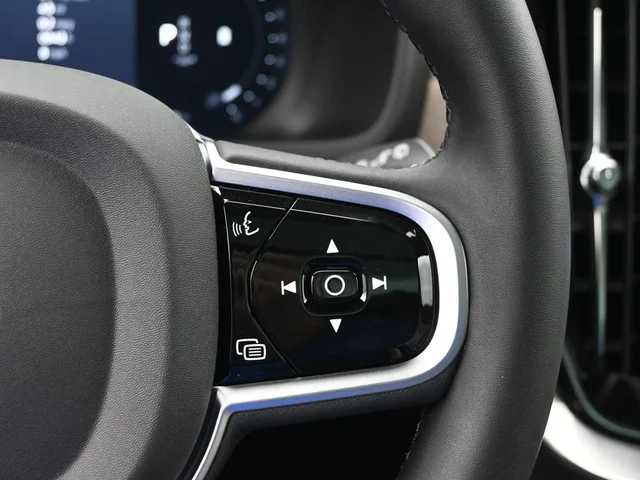 Nuevos VOLVO XC90 à Estados chez autogozo