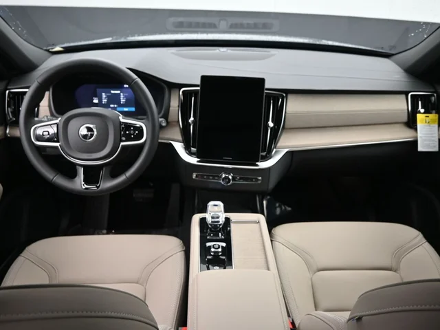Nuevos VOLVO XC90 à Estados chez autogozo