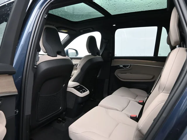 Nuevos VOLVO XC90 à Estados chez autogozo