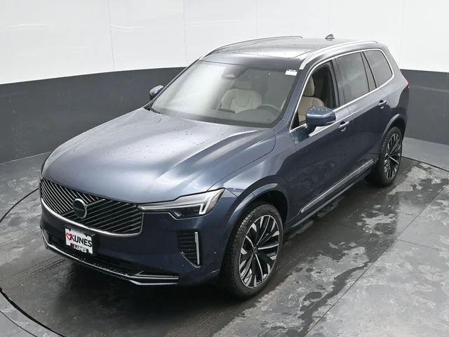 Nuevos VOLVO XC90 à Estados chez autogozo