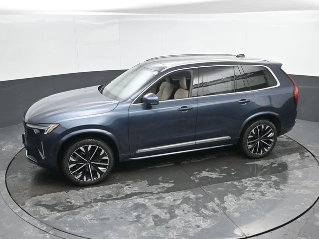 Nuevos VOLVO XC90 à Estados chez autogozo