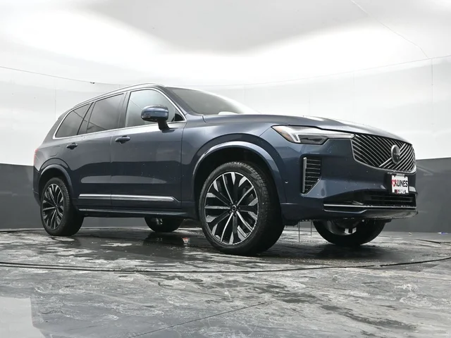 Nuevos VOLVO XC90 à Estados chez autogozo