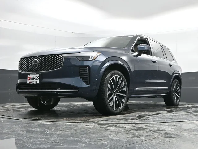 Nuevos VOLVO XC90 à Estados chez autogozo