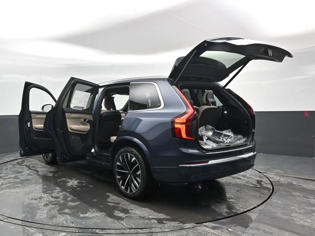 Nuevos VOLVO XC90 à Estados chez autogozo