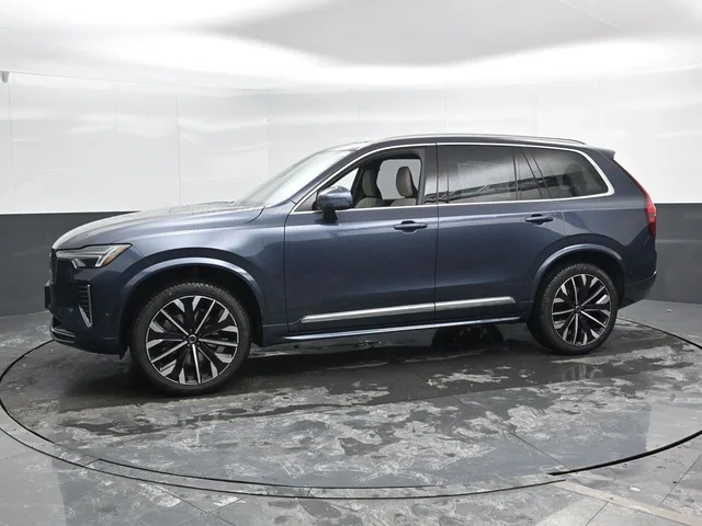 Nuevos VOLVO XC90 à Estados chez autogozo