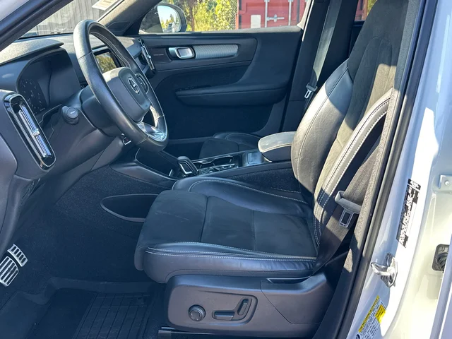 SEMINUEVOS VOLVO XC40 a Estados en autogozo